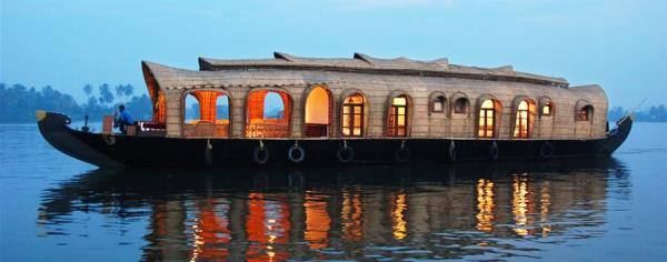 SN Houseboats, Alleppey 3